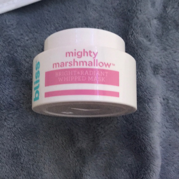 This is the Bliss mighty marshmallow mask - Picture 1 of 2
